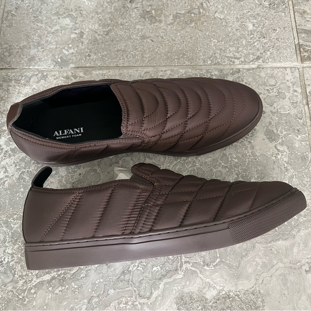 Alfani Copper Chocolate Quilted Slip-On Sneakers Size 11.5M, New in Box - Picture 2 of 11